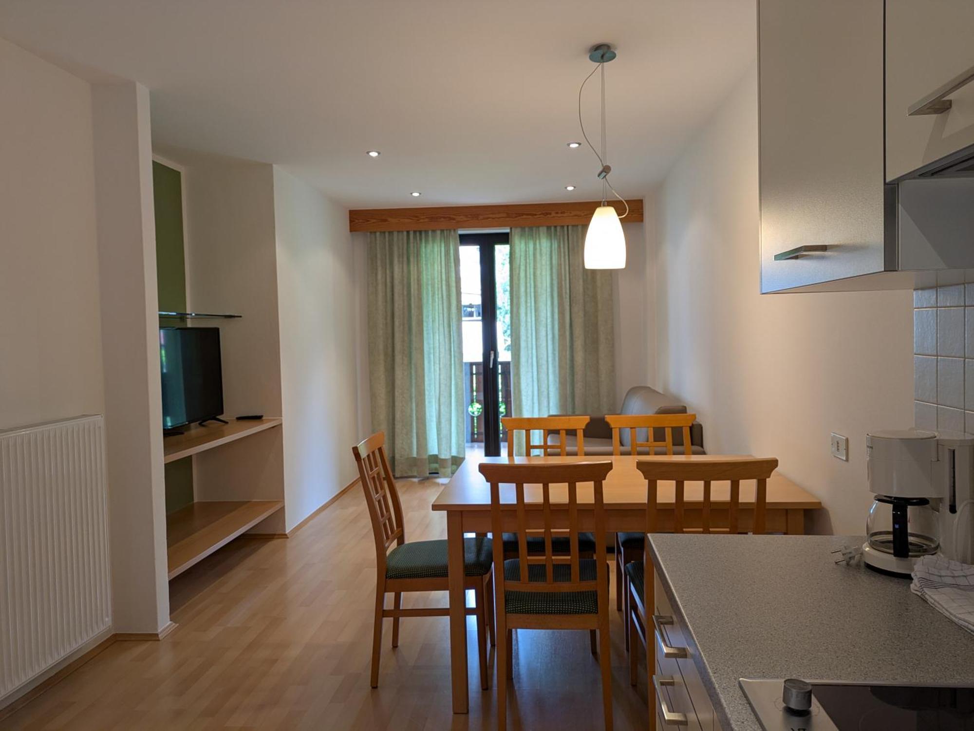 Hotel Garni Saltneregg Caldaro Esterno foto